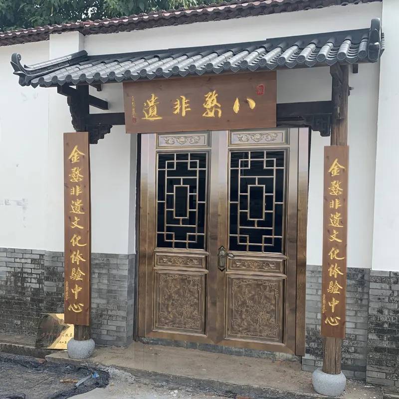 广西定制实木屋檐工艺品中式仿古屋檐店铺装饰原木雕刻屋檐