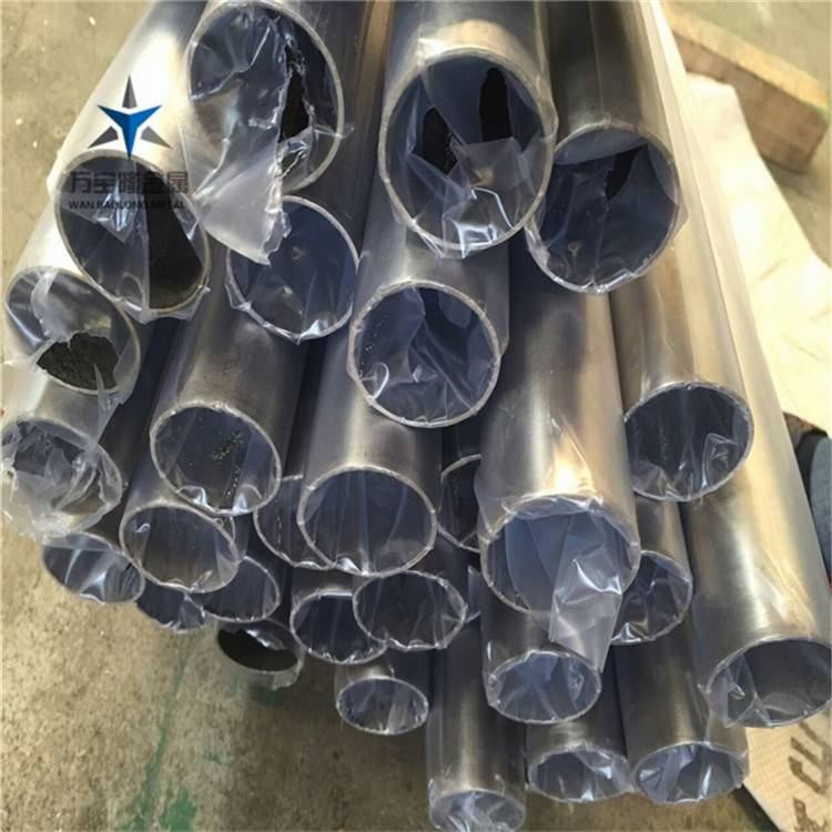 2080不锈钢管楼梯踏步不锈钢板不锈钢槽钢