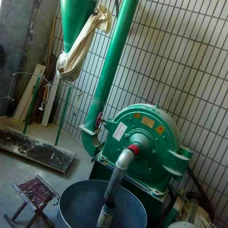 乾宇机械鸡饲料粉碎机厂家黑龙江绥化大型沙克龙除尘粉碎机