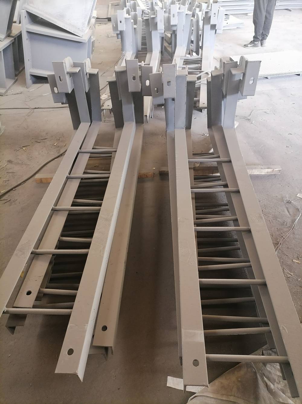 【德阳高铁吊围栏安装队伍 吊围栏招标】价格_厂家 - 中国供应商