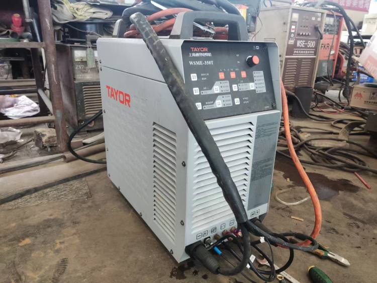 手工电弧焊·直流氩弧焊 · 交流氩弧焊功能***冷却风道设计,输出更