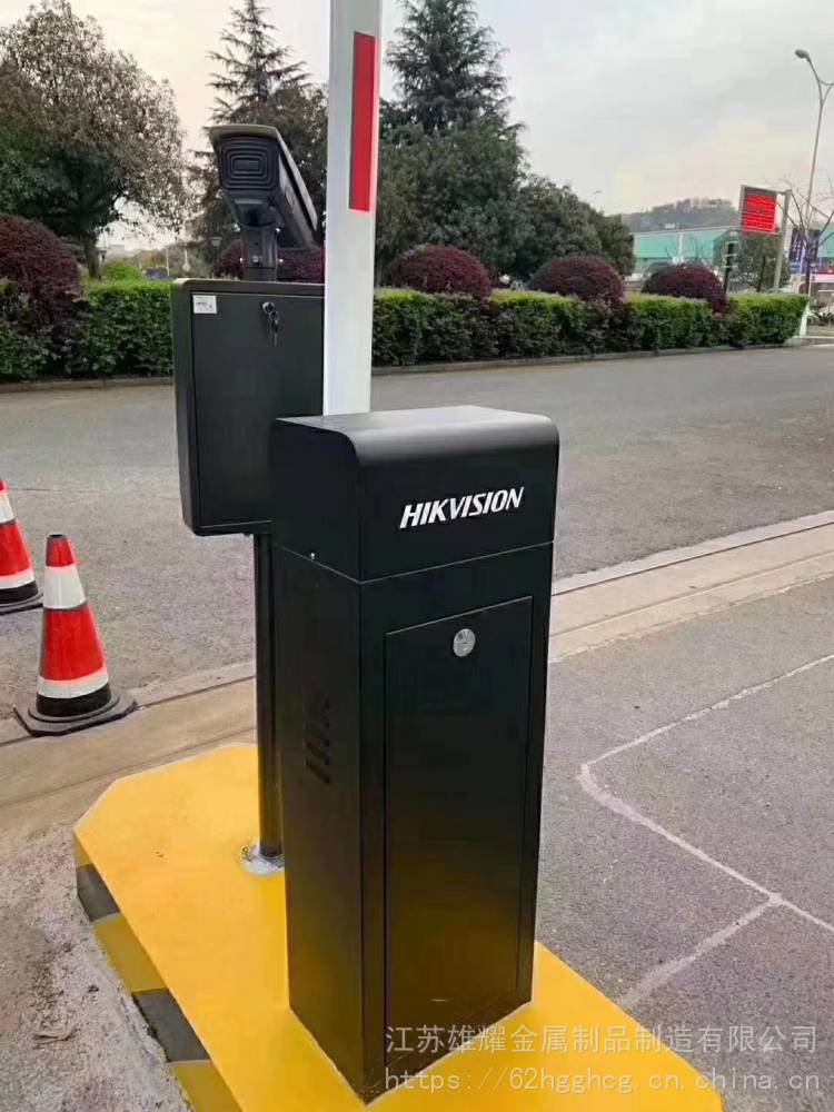 道闸一体机车牌识别系统停车场门禁闸机小区门口栏杆起落杆升降杆一进