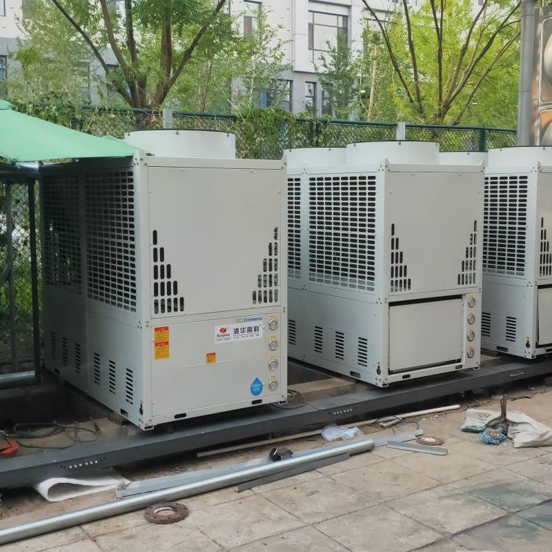 洗浴中心热水设备用哪个好 太阳能热水工程方案