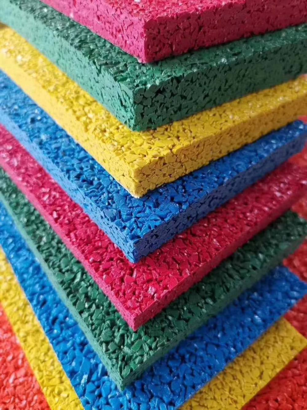 【室外epdm塑胶跑道颗粒田径橡胶地垫 篮球场羽毛球场网球场动地胶】