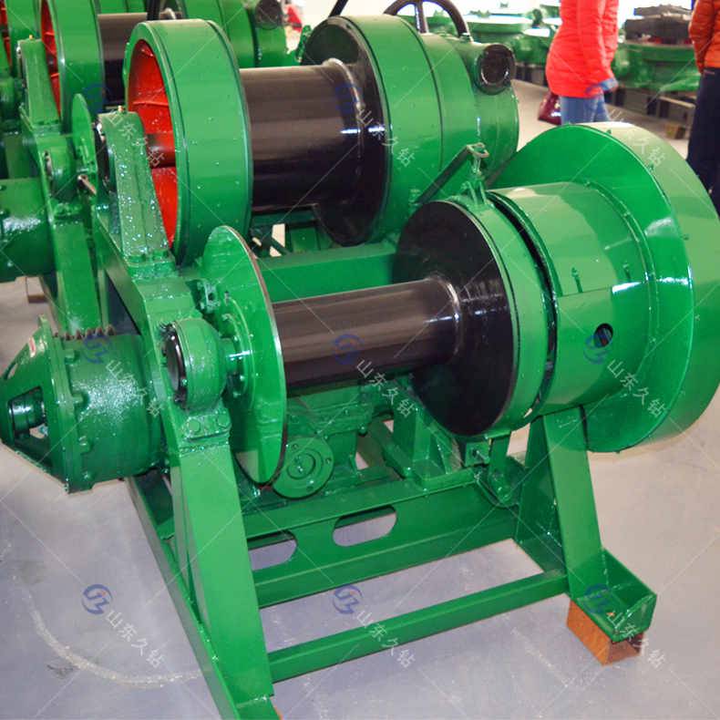 供应大型水文地质水井钻机spj400磨盘钻机工程打桩机