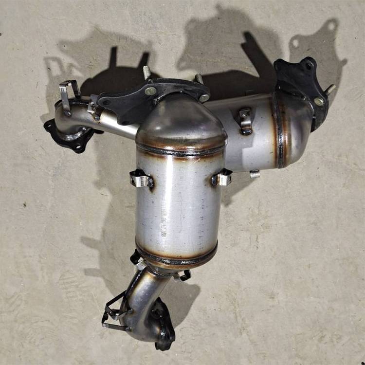 懿丰三元催化器别克凯越宝骏730151815t陶瓷载体涂覆保审车灭故障灯