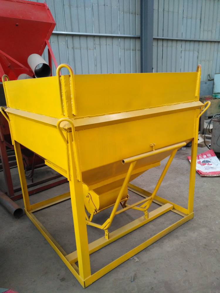 新疆阿克苏鑫旺一方容量对开门双把操作方形料斗价格图片
