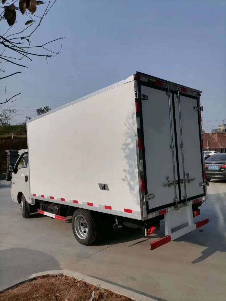 国六江淮康铃x5冷藏车3米冷藏车鲜肉冷藏车