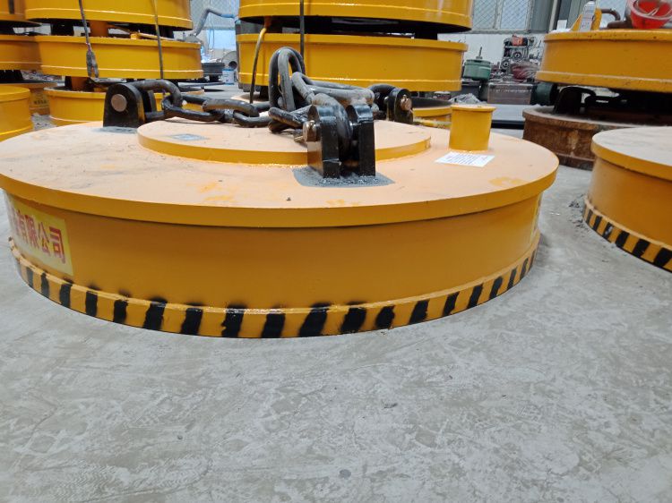 强力起重机电磁吸盘永磁起重器挖机电磁吸盘