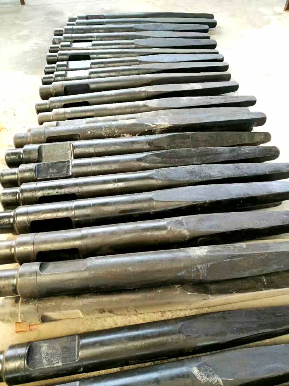 挖掘机炮锤炮钎155破碎锤加长钎杆155加长钎杆工厂