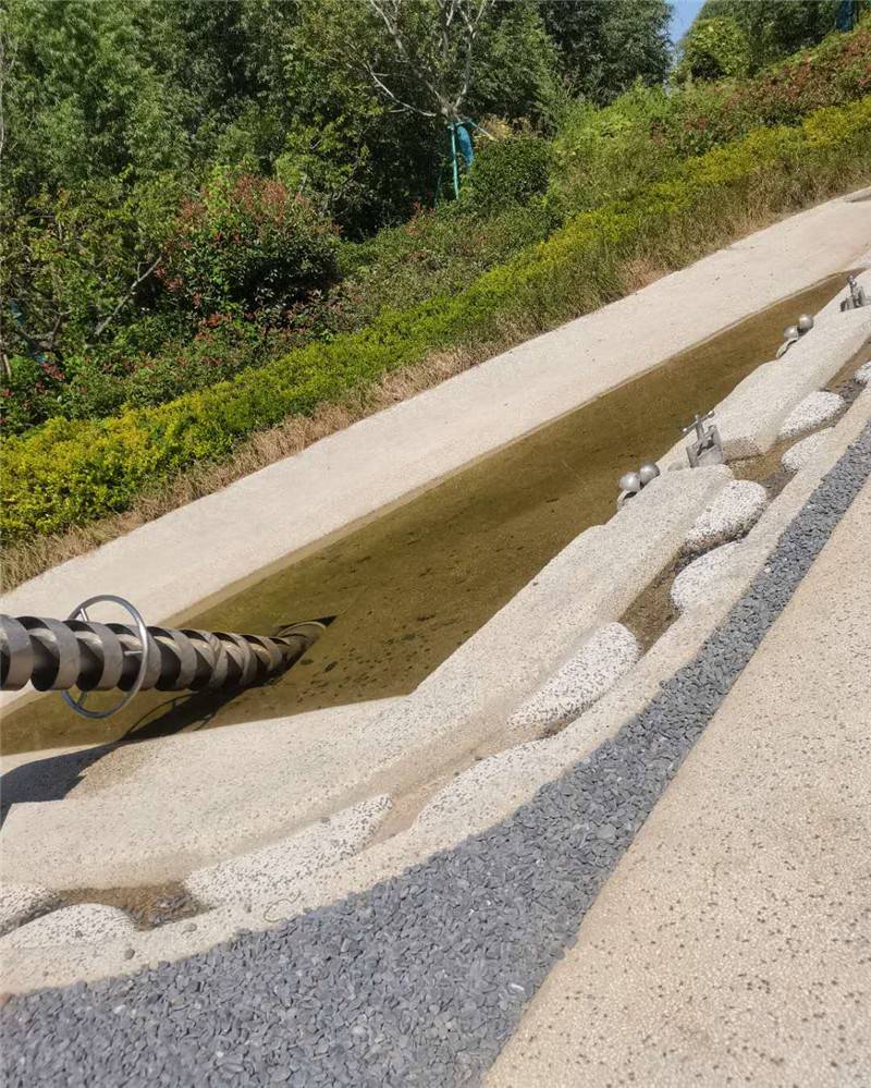 水上公园使用的水刷石水洗石地面持久耐用效果好