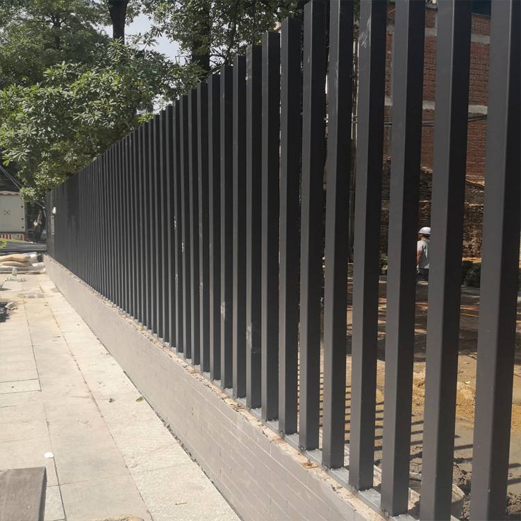 惠州厂区庭院铁栅栏铁艺围栏价格中山基地防护栏