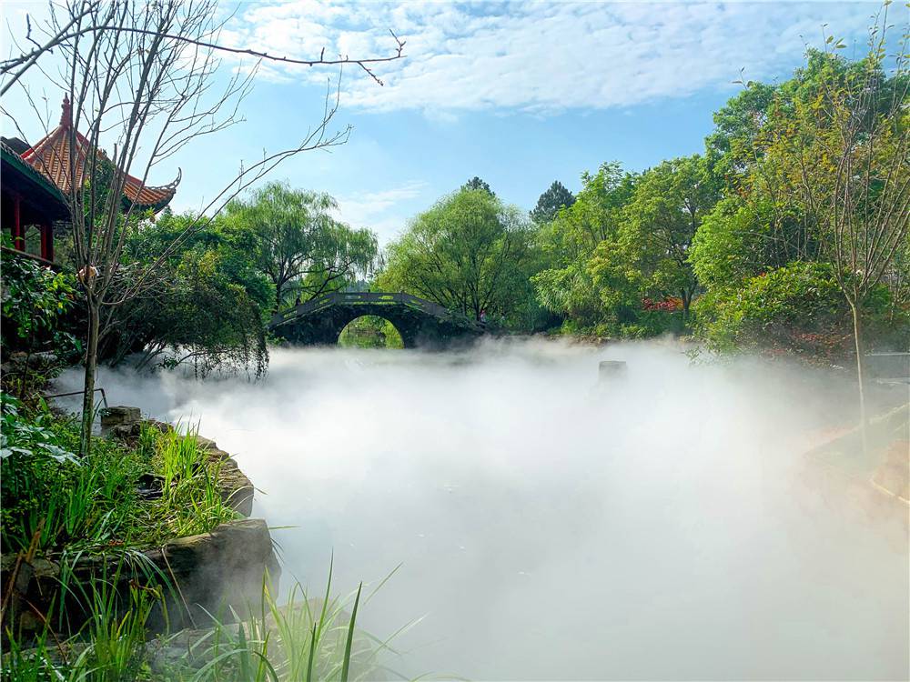 我公司雾森主机全部采用品牌部件,稳定性好***,双