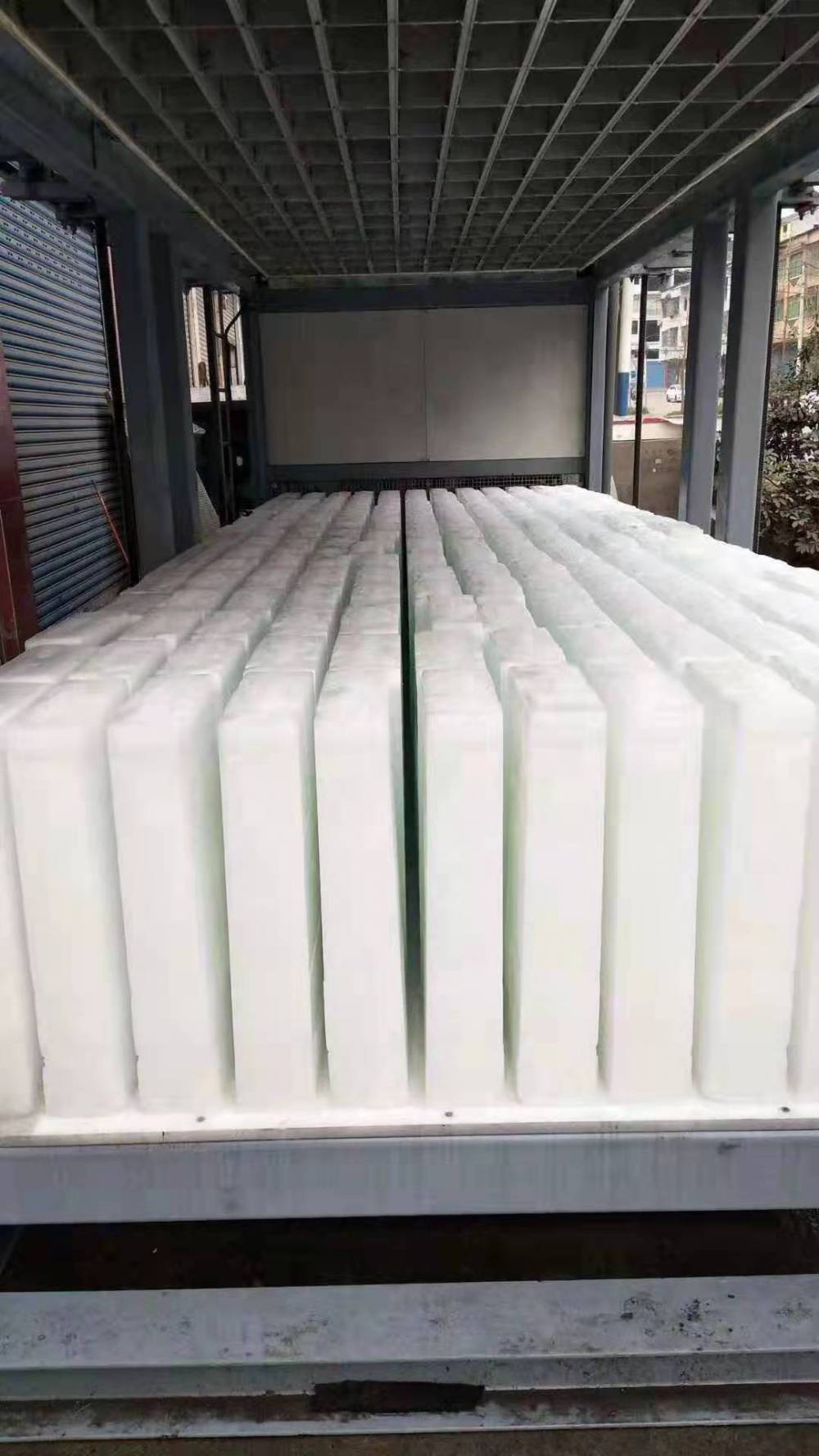 万佳直冷式冰砖机产冰量20t硬度好易脱冰