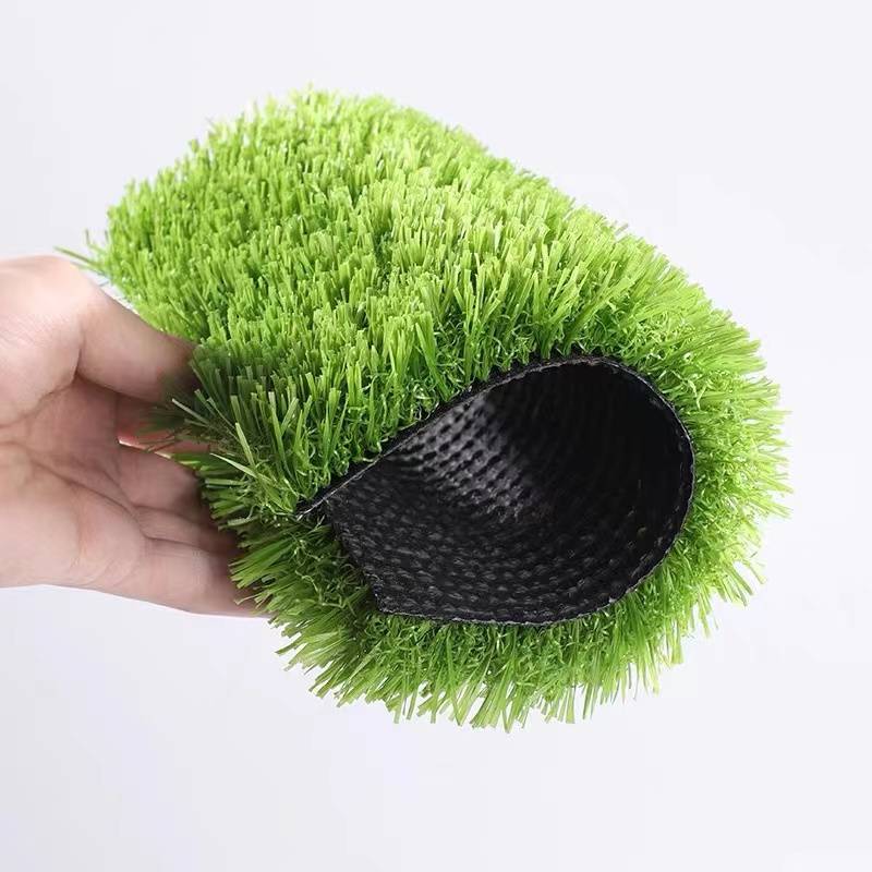 绿色人工塑料假草坪淮盛人造绿化草皮足球场5厘米仿真草