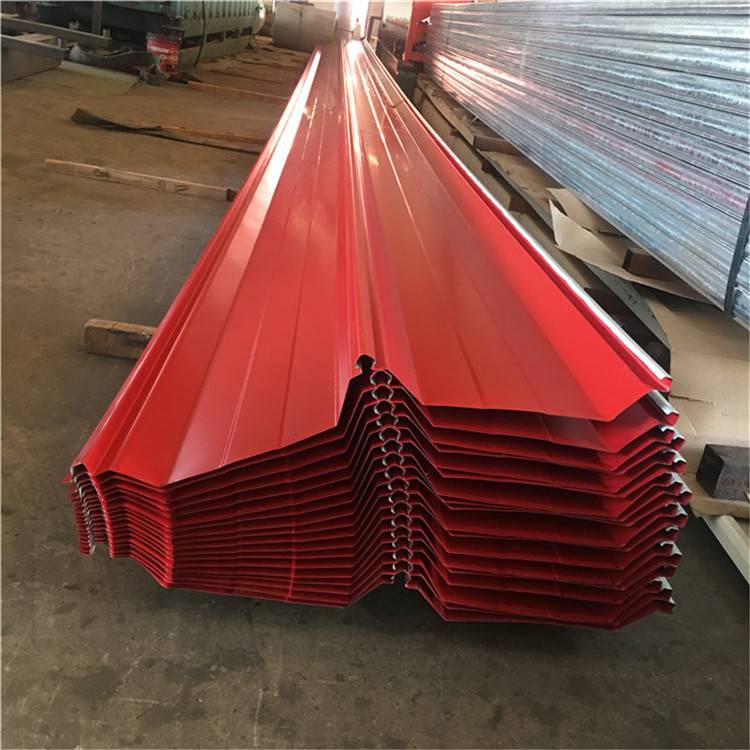 YX51-410-820型镀锌彩钢板设备运转良好