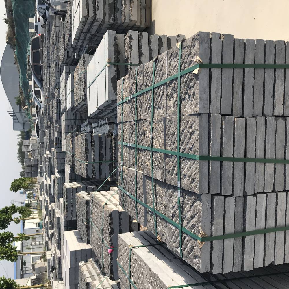 厂家供应凿毛面青石板2021新价格