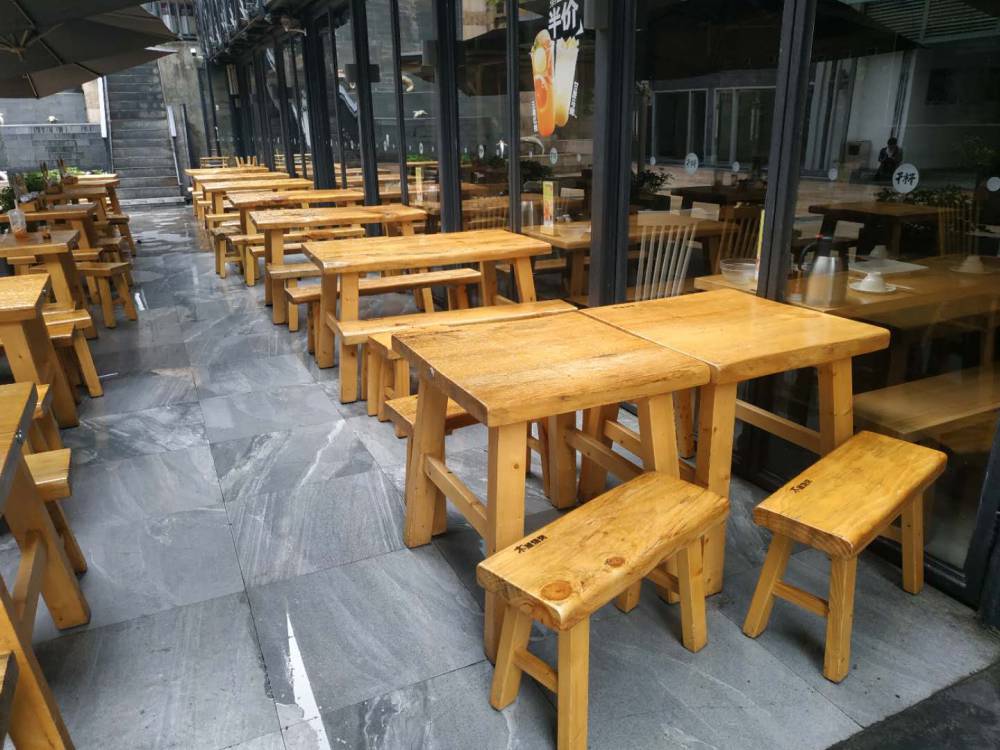 桌椅板凳价格 现代简约烤吧桌椅板凳 八字脚长条桌 木屋烧烤桌椅供应