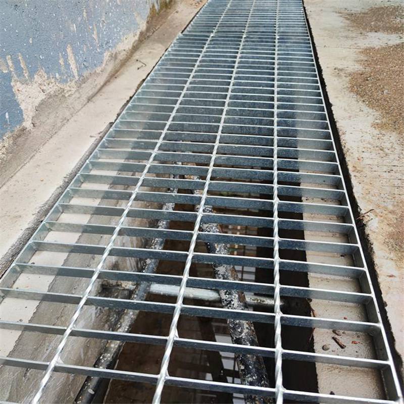 云磊排水沟盖板定制车道截水沟钢格板g40430100水沟板