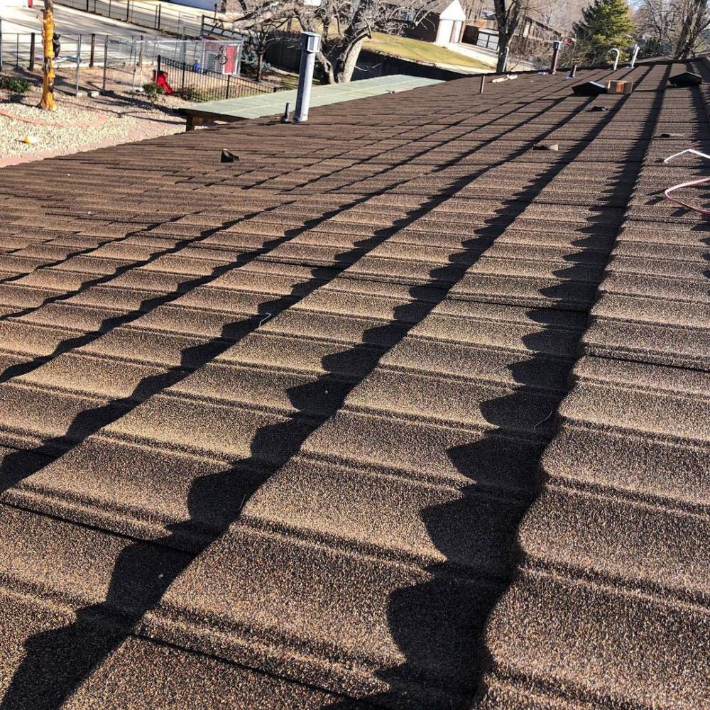 昭通威信新型屋面瓦材料加安装一条龙服务