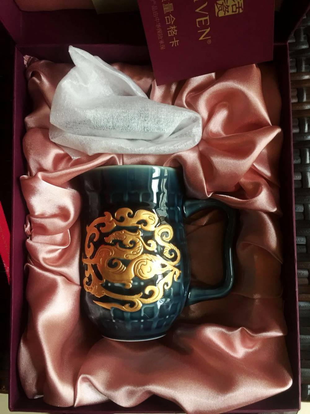 首页>日用百货>杯具>陶瓷杯>西安陶瓷杯印字会议杯手把柄带盖白瓷茶