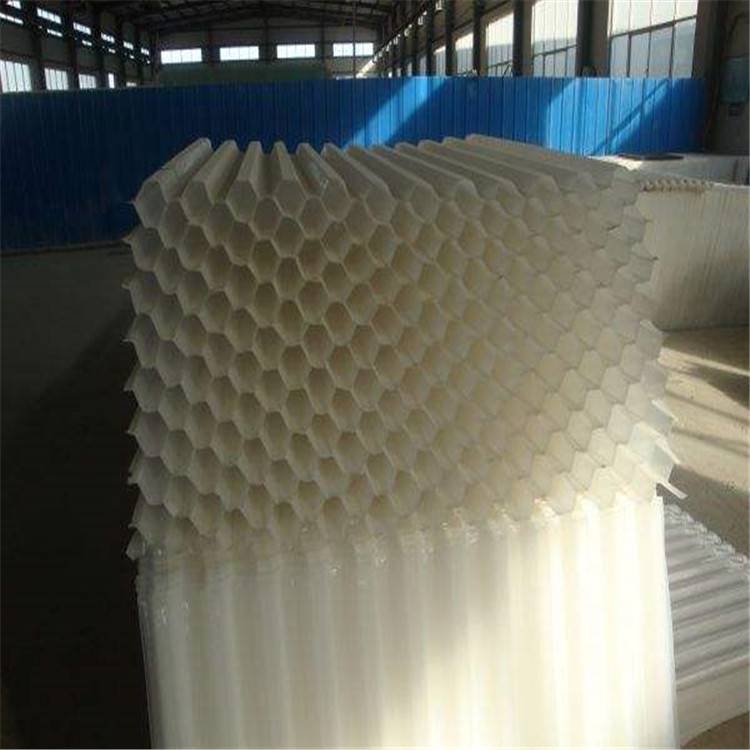 内蒙古蜂窝斜管填料安装 蜂窝斜管池内安装