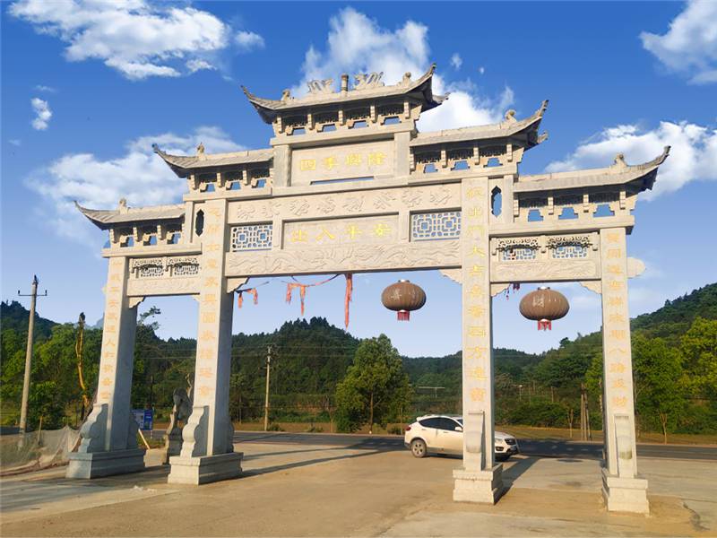 村口石牌坊加工花岗岩村庄牌楼三门五楼农村门楼定制金晖石雕