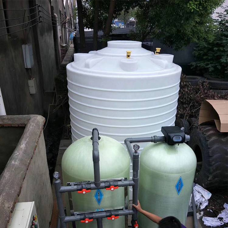 山 西一体成型塑料储罐 8立方PAC药剂桶 立式圆柱形水箱 5吨甲酸防腐