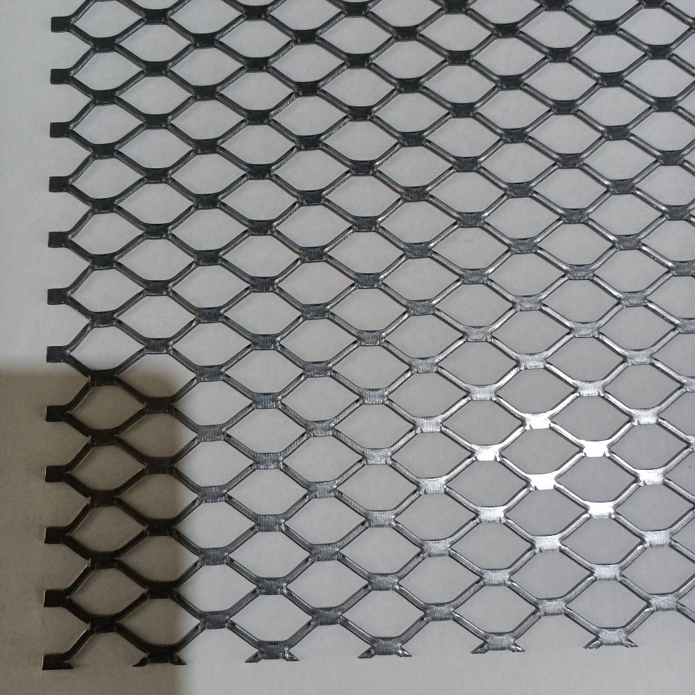 菱形钢板网防锈防腐蚀建筑用网抹墙钢板网卷