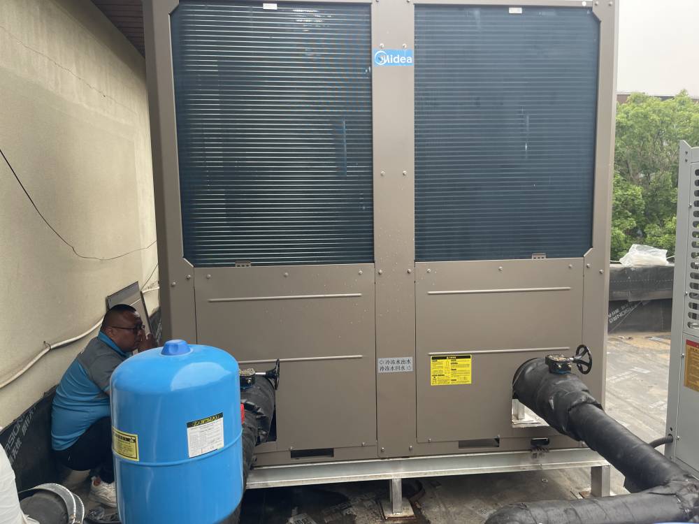 专业太阳能热水工程