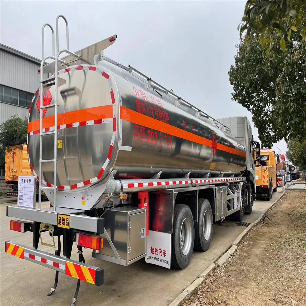 萍乡天龙前四后八供油车32方柴油汽油油罐车包上户挂靠多少钱