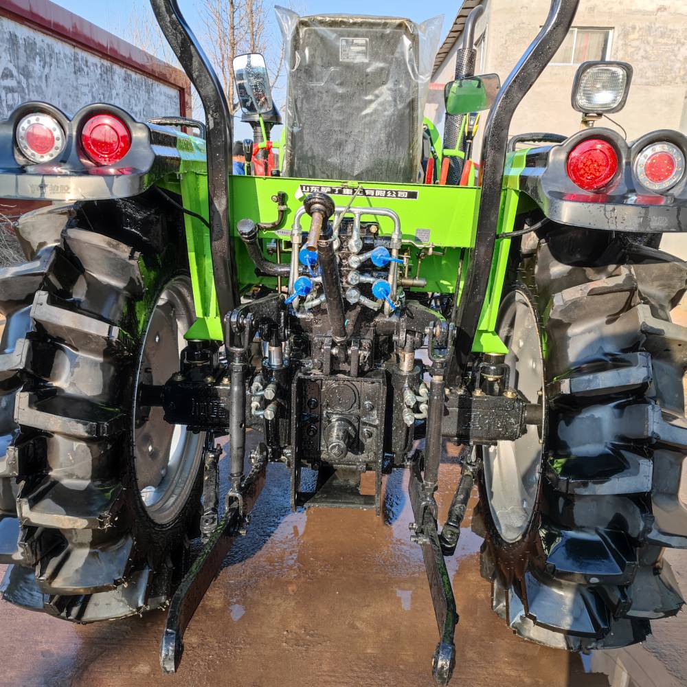 东方红704大棚王农用四轮四驱拖拉机东方红变频强压多路阀梭式换挡