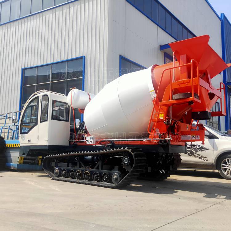 特殊地形履带搅拌车混凝土短途运输履带罐车3方履带罐车规格