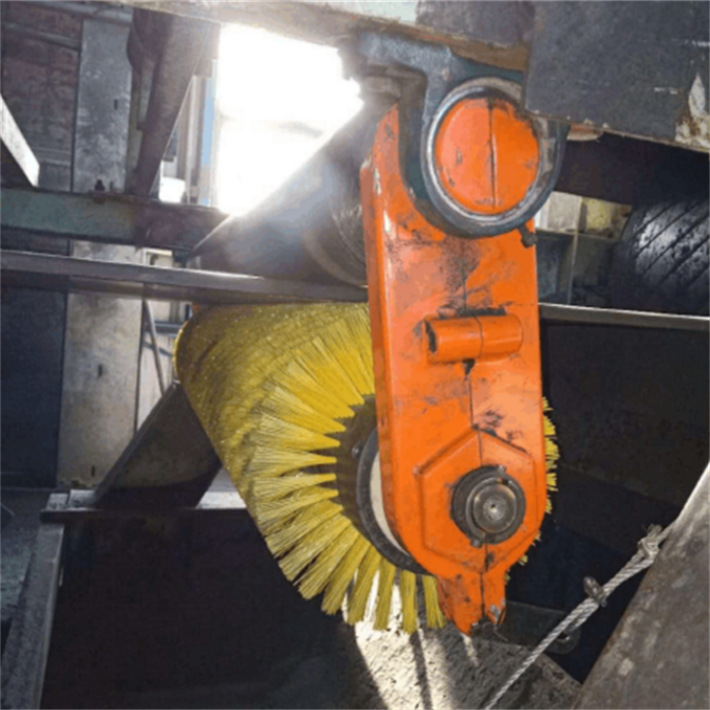 ay650滚刷清扫器皮带输送机滚刷清扫器报价粉料厂清扫器