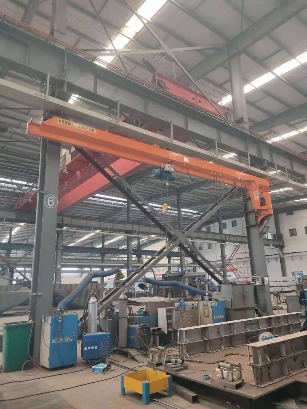 1吨单臂吊机360度电动旋转独臂吊2吨立柱式悬臂吊3吨墙壁吊图片