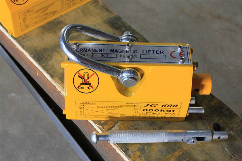 铁板超力永磁吸盘100公斤1吨磁力吊起重器