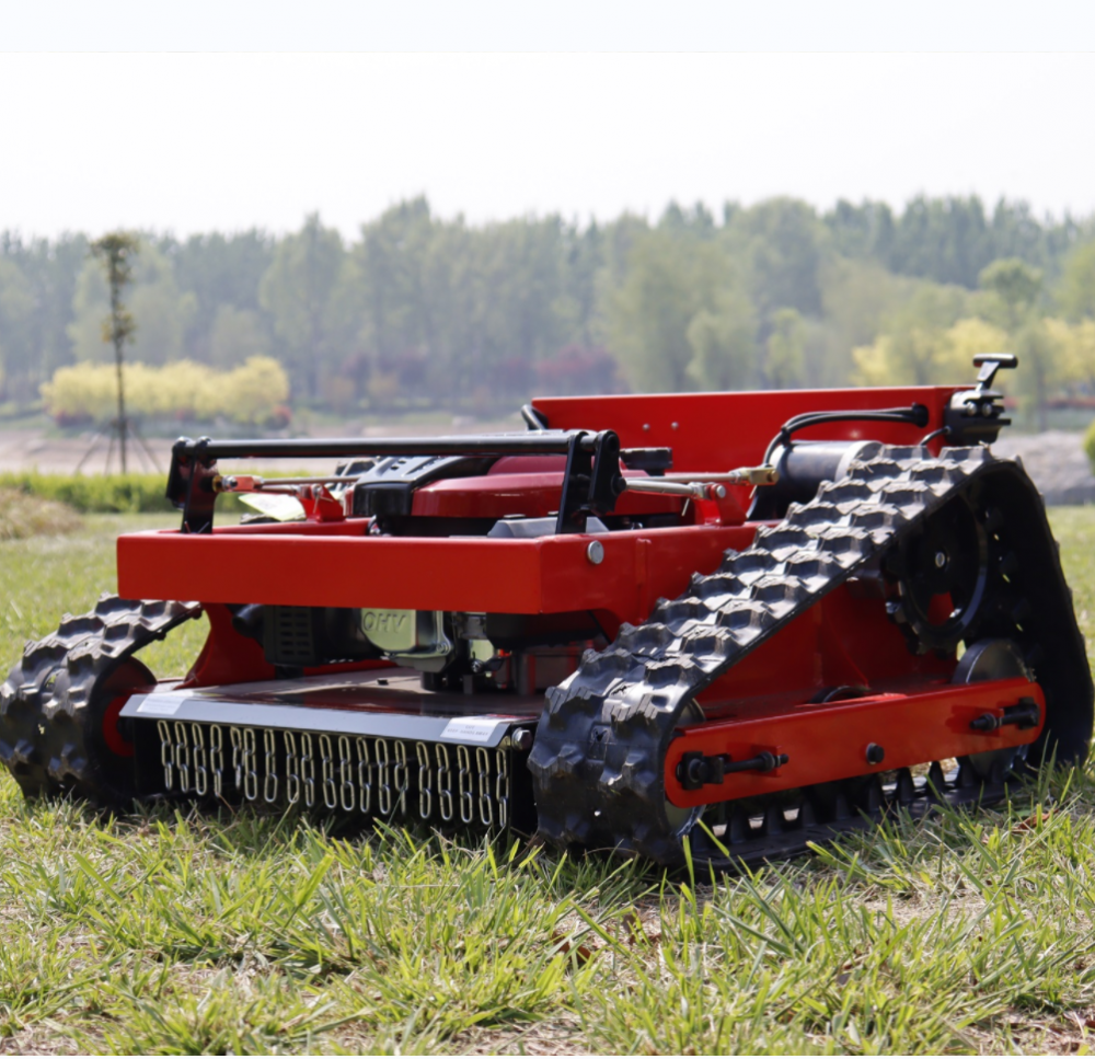 厂家批发遥控割草机果园堤坝开荒碎草机