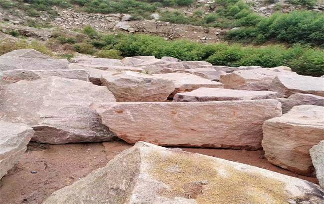 粤港澳大湾区大量广西填海角石吨石出售规格5500公斤硬度58以上