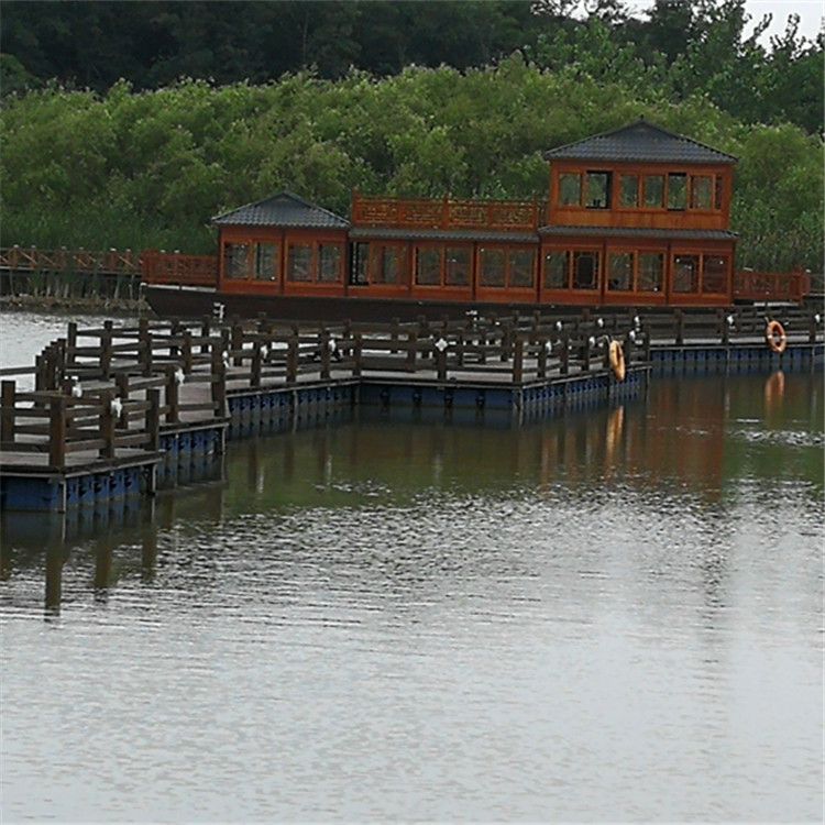 水上平台 塑料浮筒 塑料浮动码头 钓鱼浮动码头 摩托艇泊位批发