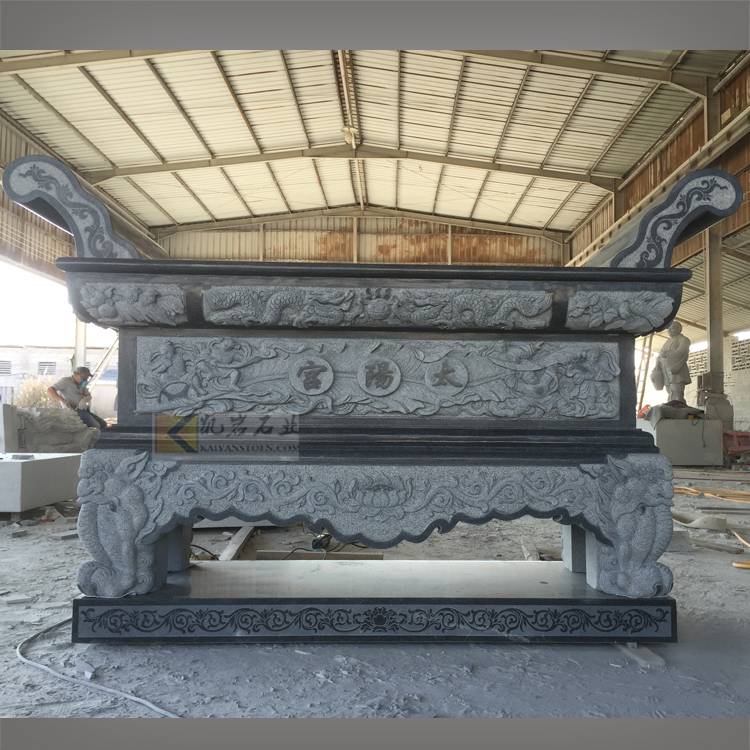 长期供应石雕神桌青石石雕供桌设计新颖福建石雕凯岩石业