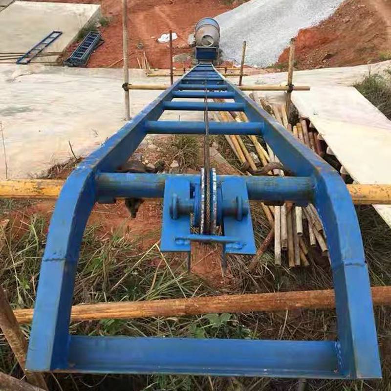 公路护坡用爬山虎上料机工程爬坡运料机机械提升机