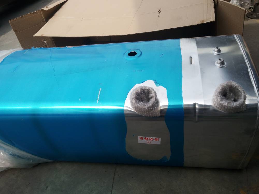 重汽汕德卡油箱汕德卡油箱价格重汽油箱配件价格