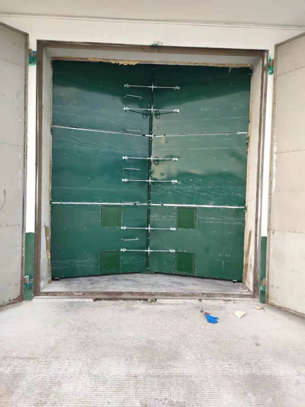 三角挡粮板平面挡粮板粮库密封保温门窗图片