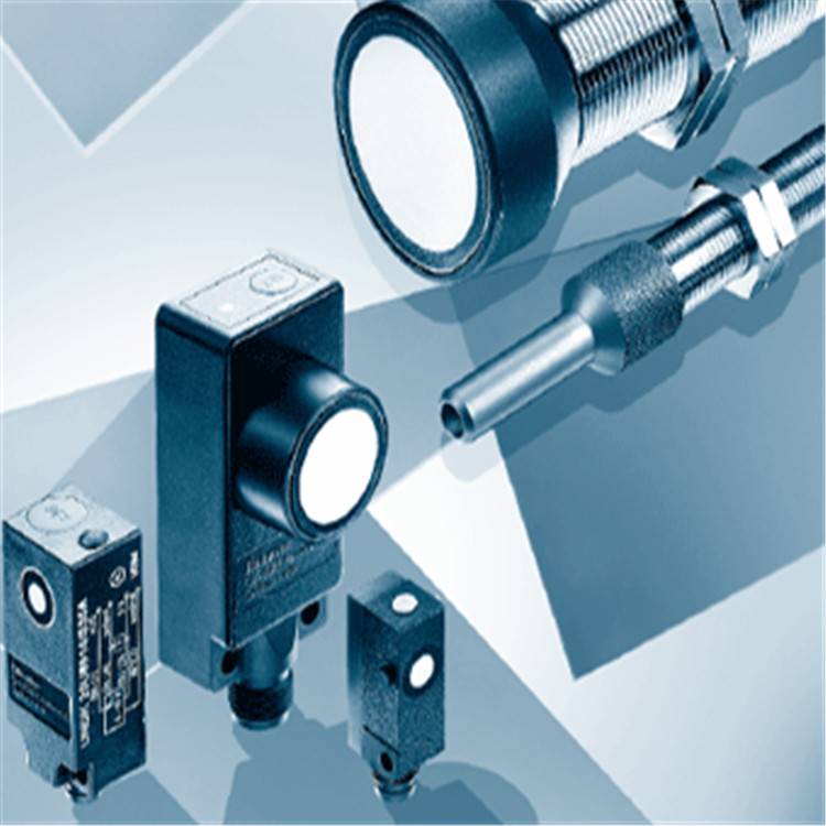 瑞士Baumer高线性精度位移开关带背景抑制功能 检测深色光亮物体