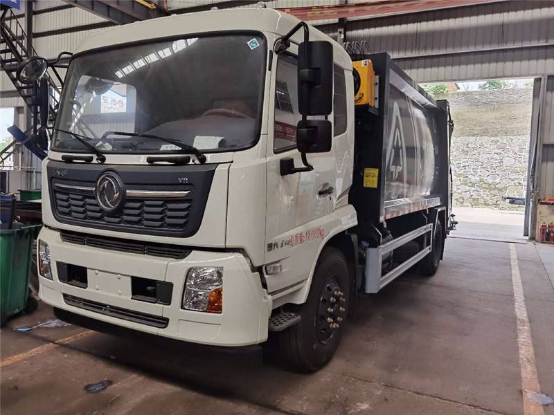 机场自装卸式压缩垃圾车东风天锦液压驱动压缩垃圾车14方压缩垃圾车