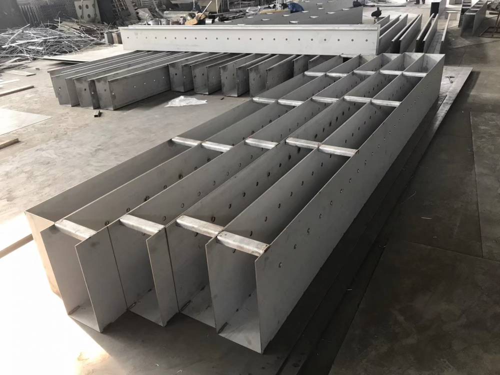 溢水集水槽_***不锈钢集水槽_不锈钢出水调节堰板