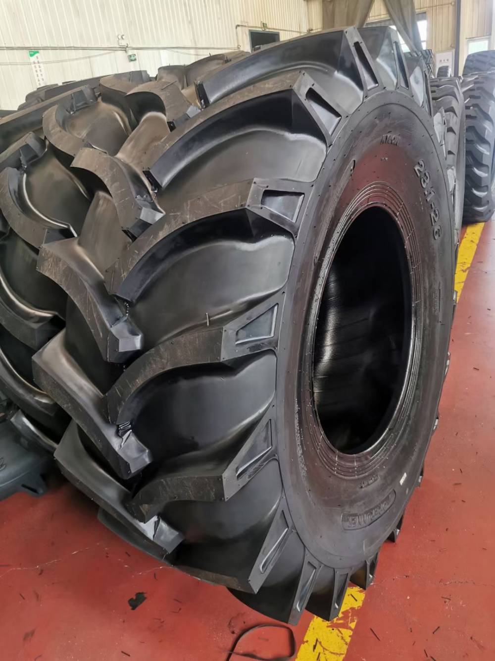 4-24 13.6-20-24 14.9-26农业汗田轮胎