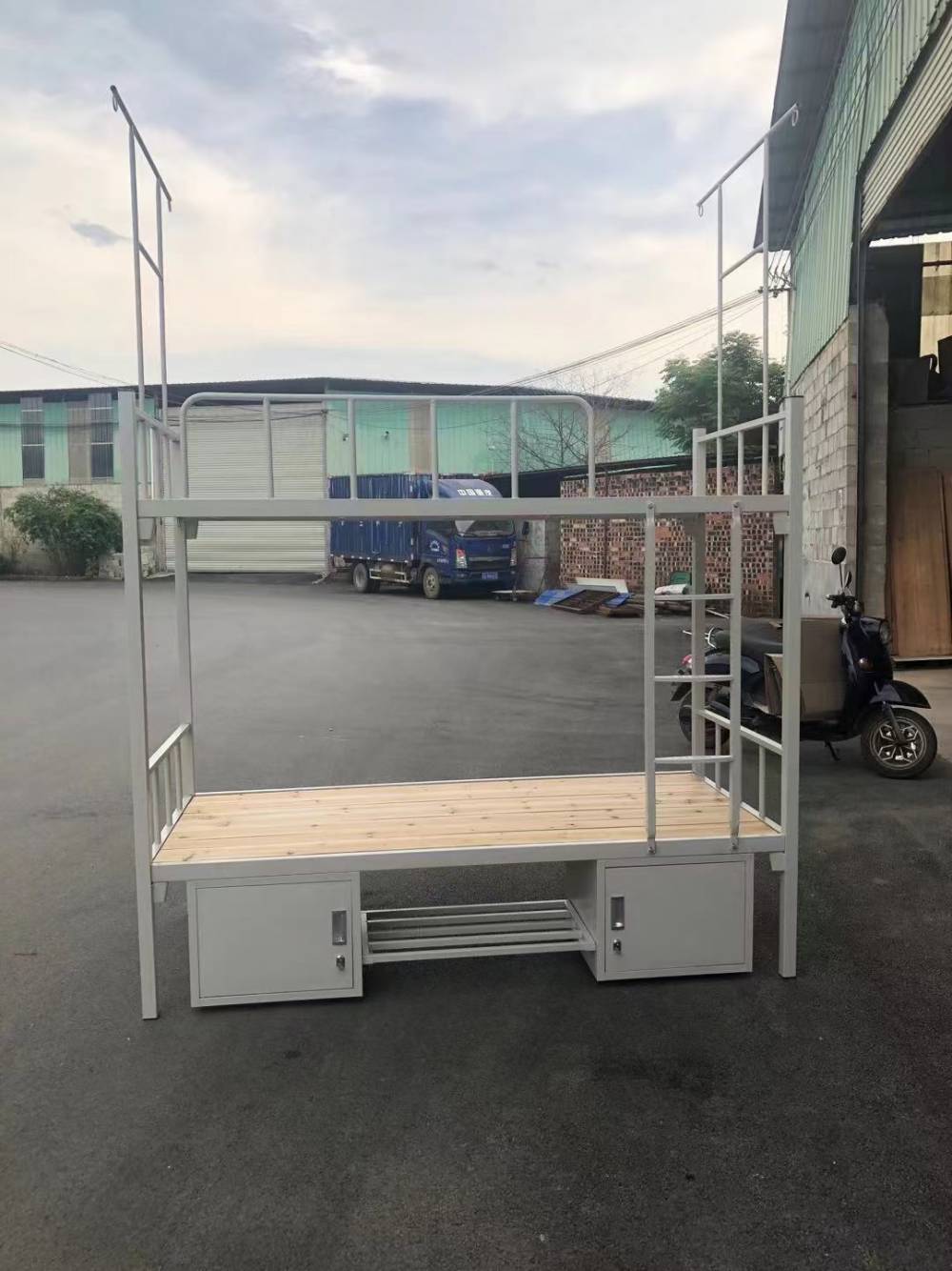 贵港港南铁架床双层SF学生午托床用得舒适