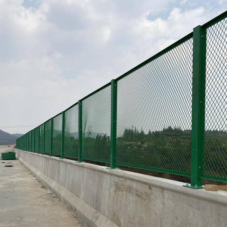 桥梁防落网镀锌高速公路防抛网高架桥防护网菱形防抛