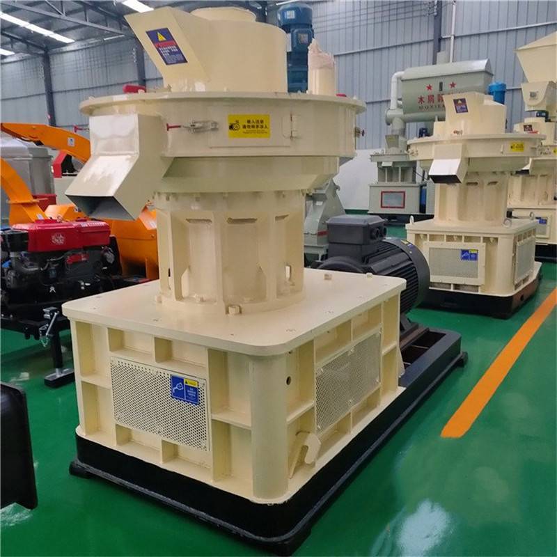 德辉玉米秸秆燃料成型机时产12吨木梢压缩机锯末生物质颗粒机